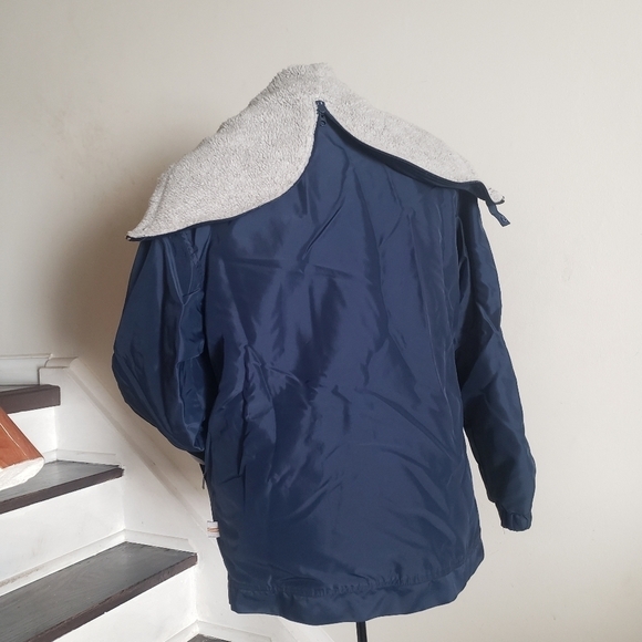 Vintage Sherpa Lined Nike Jacket - Picture 3 of 15